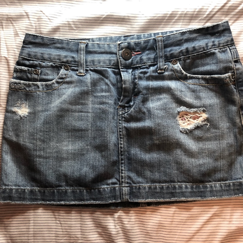 American Eagle distressed denim mini Skirt
